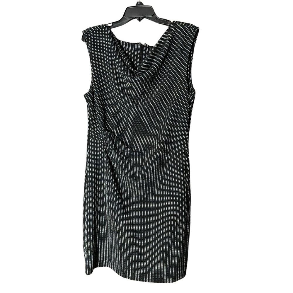 LP Ann Taylor sleevless Black Dress with blue green accents. Size LP